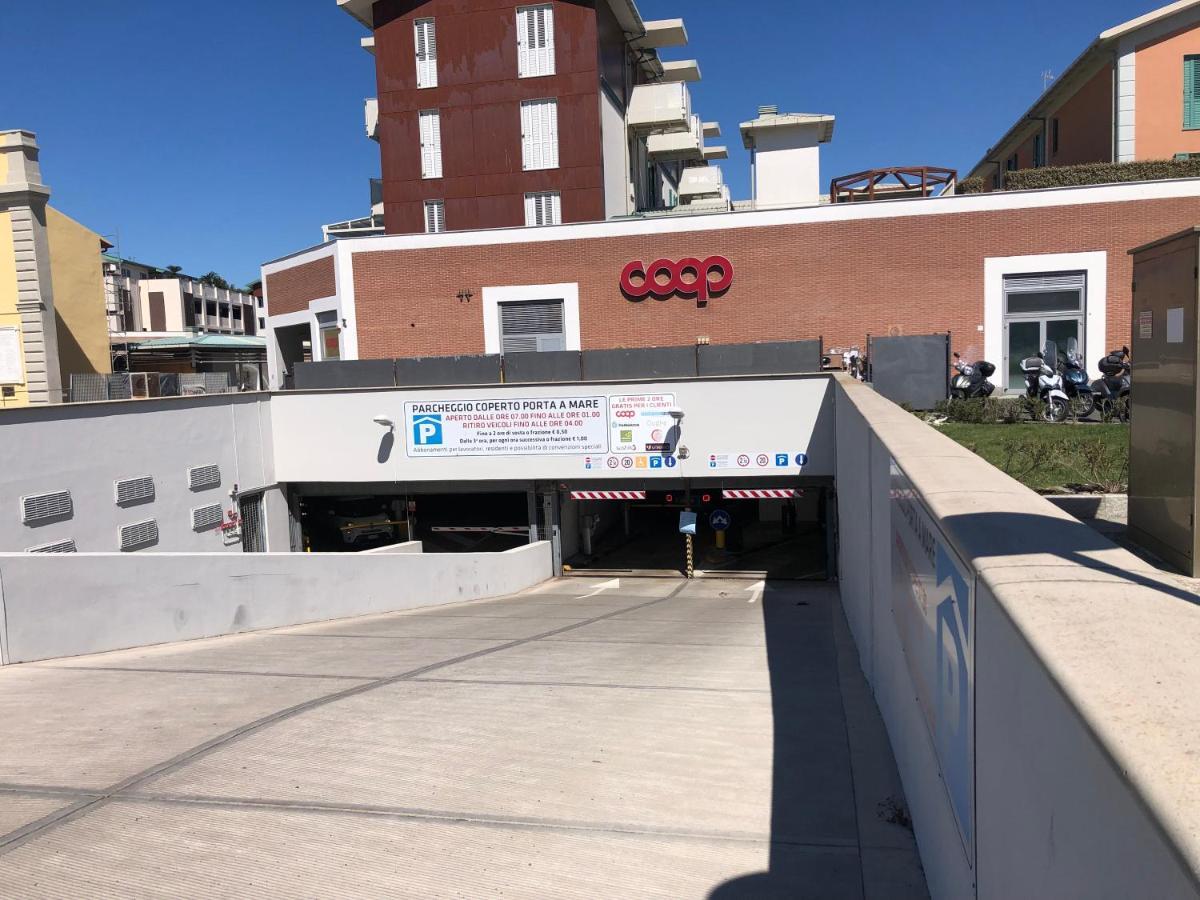 Kasia Porta Sul Mare Di Livorno Free Parking Luaran gambar