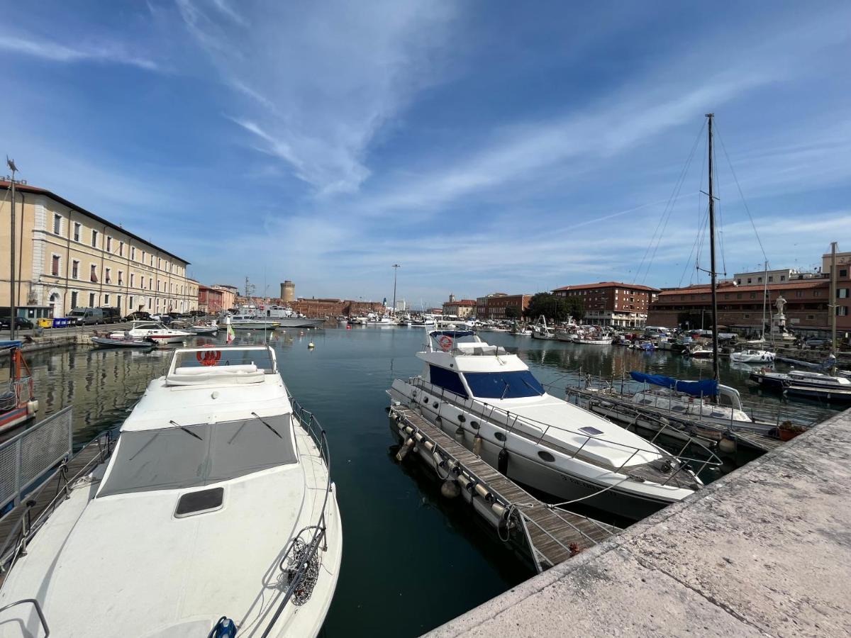 Kasia Porta Sul Mare Di Livorno Free Parking Luaran gambar