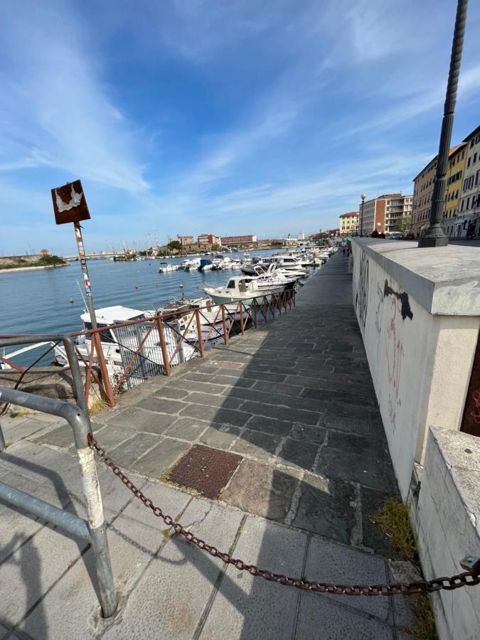 Kasia Porta Sul Mare Di Livorno Free Parking Luaran gambar